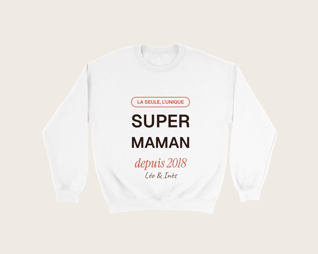 Sweat « Super Maman » personnalisé avec les prénoms – sweat col rond blanc
