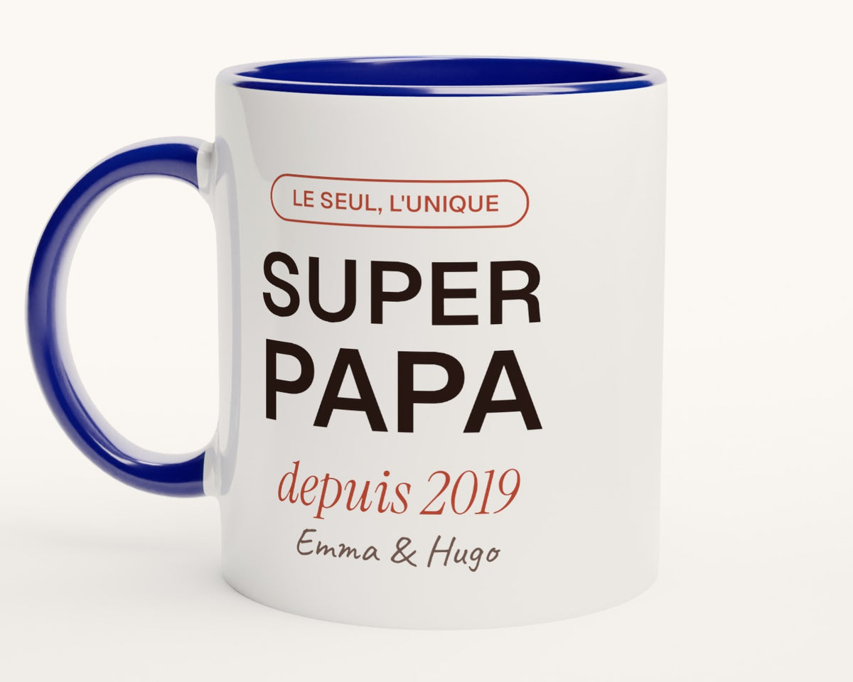 Mug personnalisé « Super Papa » avec l'année et les prénoms – intérieur et anse bleus