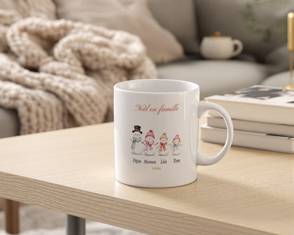 Mug bonshommes de neige de la famille personnalisé