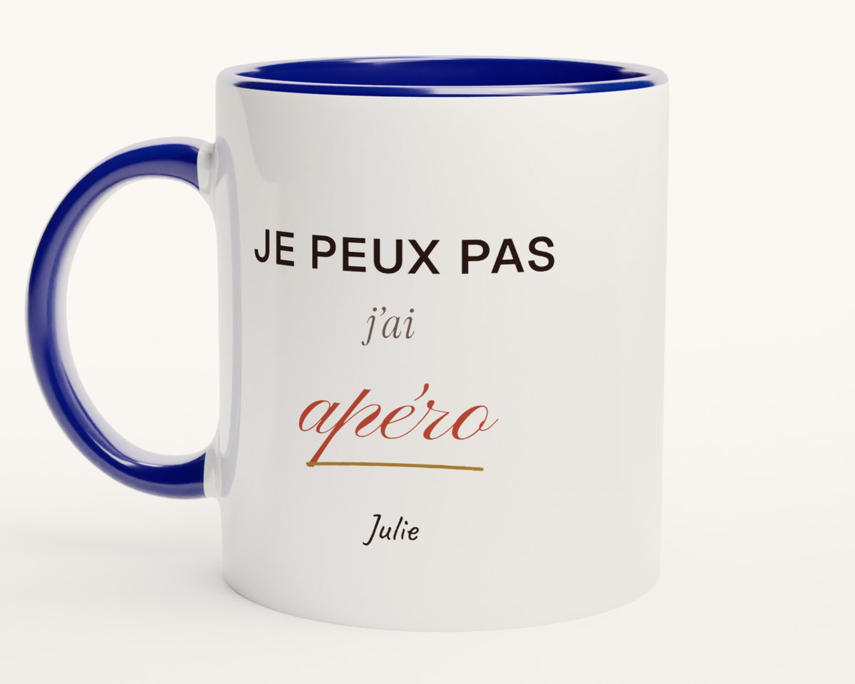 Mug humour « Je peux pas, j'ai apéro » personnalisé – intérieur et anse bleus
