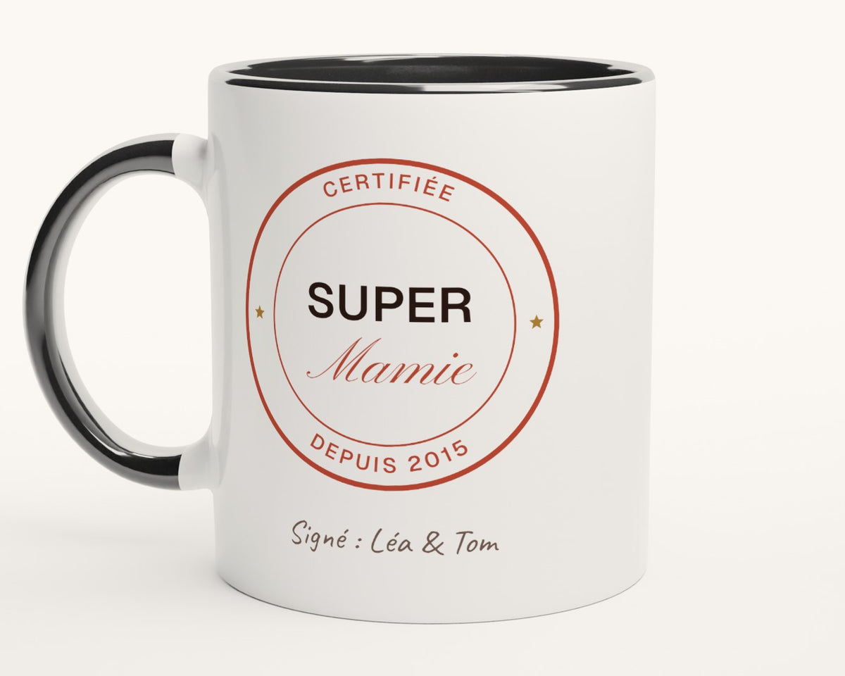 Mug « Super Mamie certifiée » personnalisé – intérieur et anse noirs