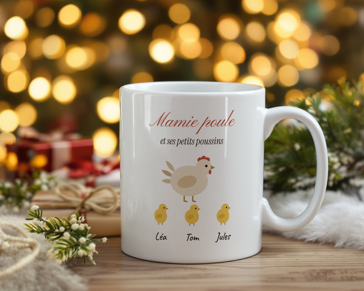 Mug « Mamie poule » personnalisé avec les prénoms des poussins – mise en situation