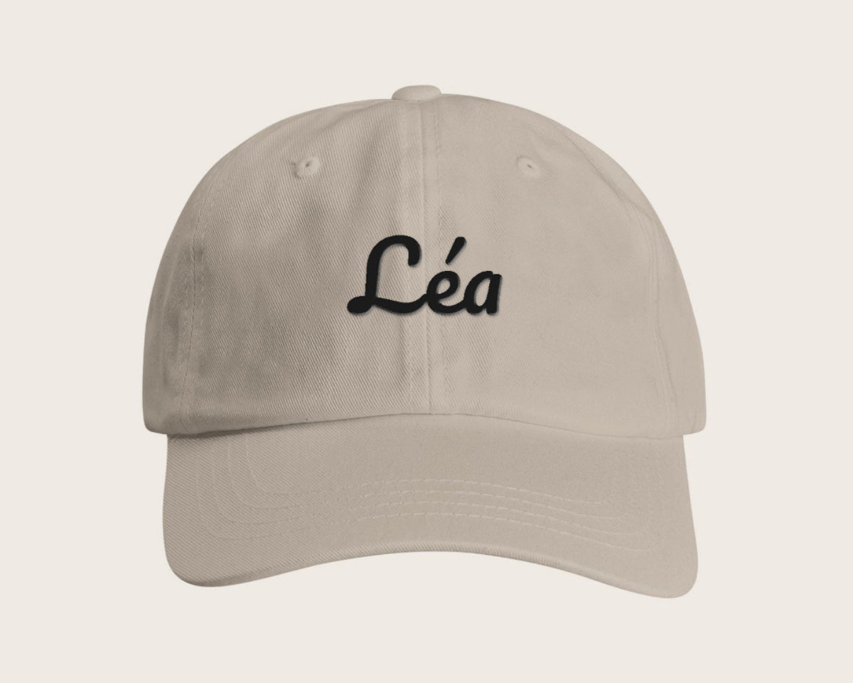 Casquette personnalisée brodée avec votre texte – pierre