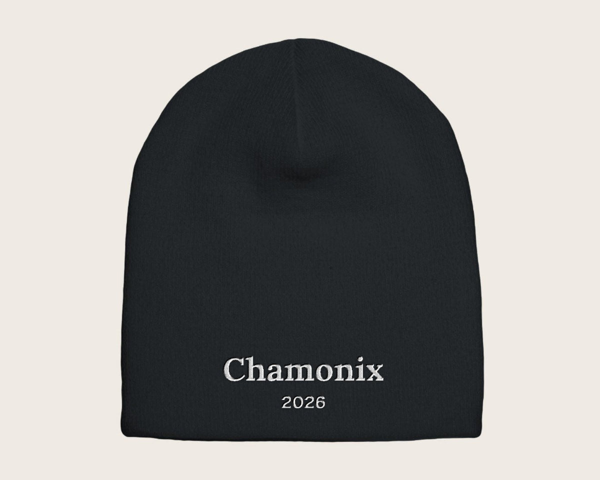 Bonnet brodé ville et année personnalisé – noir
