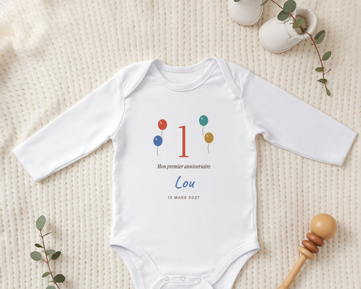 Body « Mon premier anniversaire » personnalisé – mise en situation