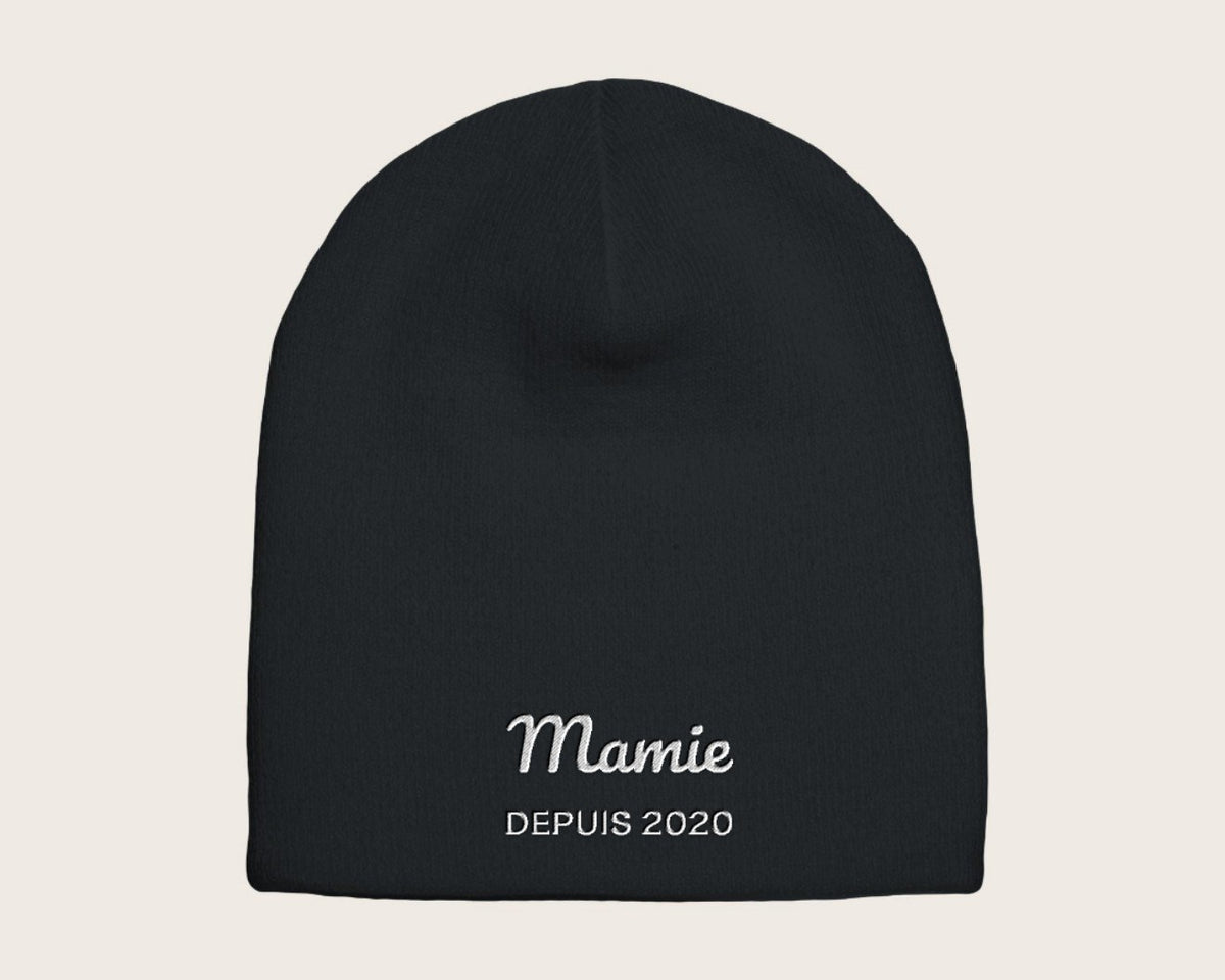 Bonnet brodé « Mamie depuis… » personnalisé – noir