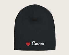 Bonnet brodé personnalisé prénom et petit cœur