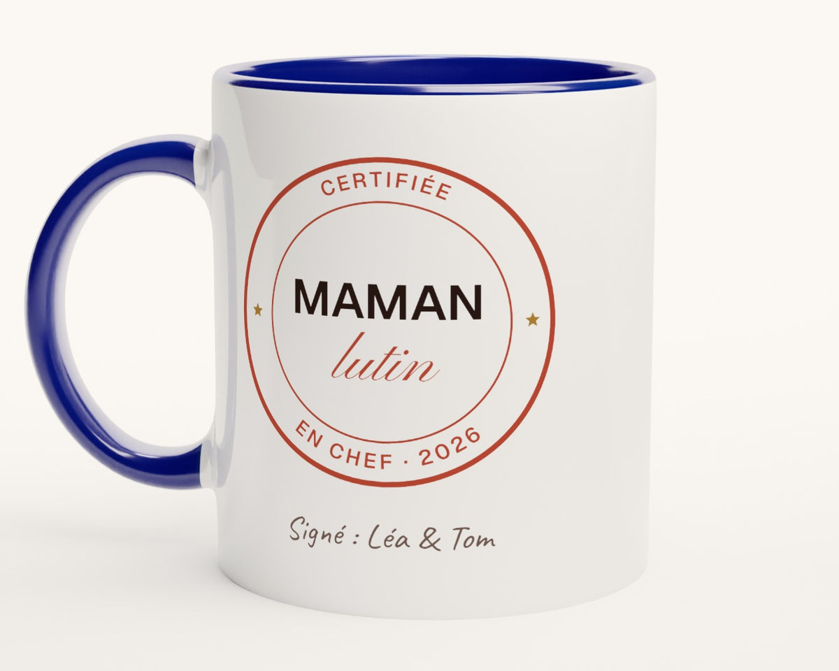 Mug « Maman lutin en chef » personnalisé – intérieur et anse bleus