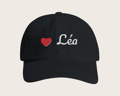 Casquette brodée prénom et petit cœur