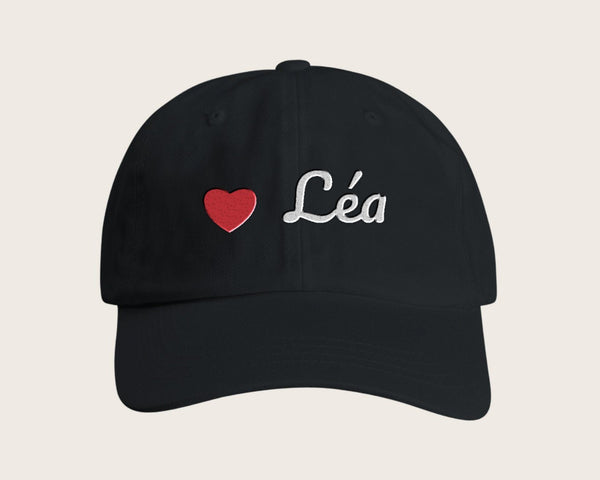 Casquette brodée prénom et petit cœur